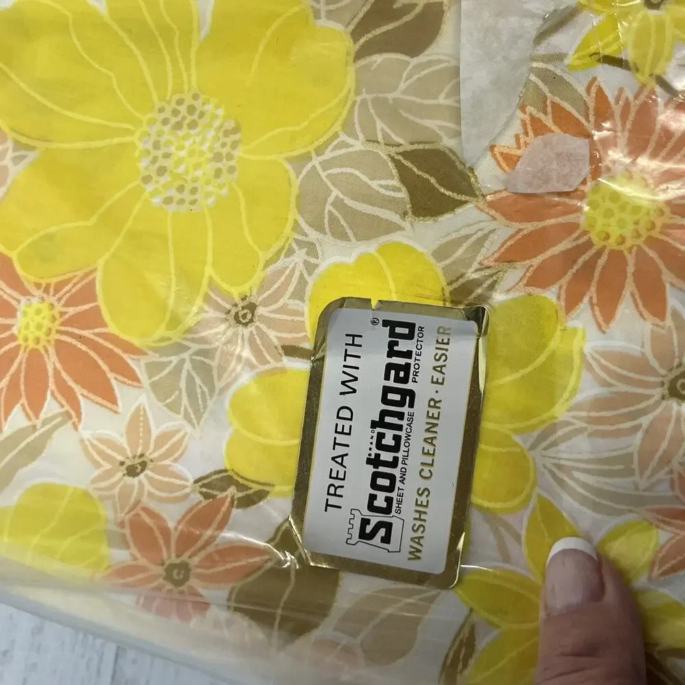 Vintage Wondercale Springmaid 2pc Sheet Set French Flowers Yellow Flat Fitted